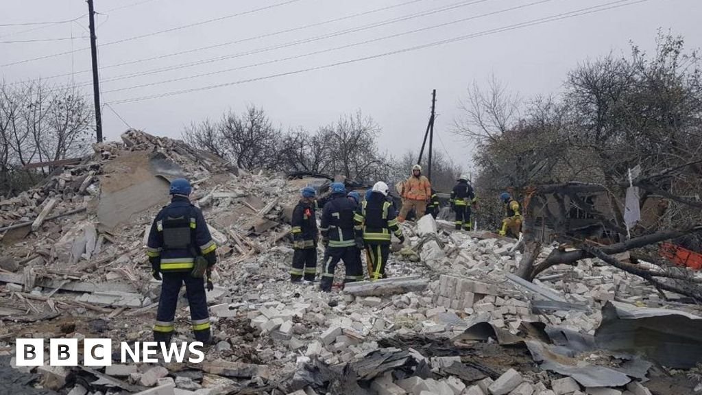 Ukraine war: Gas plant hit in latest Russian strikes