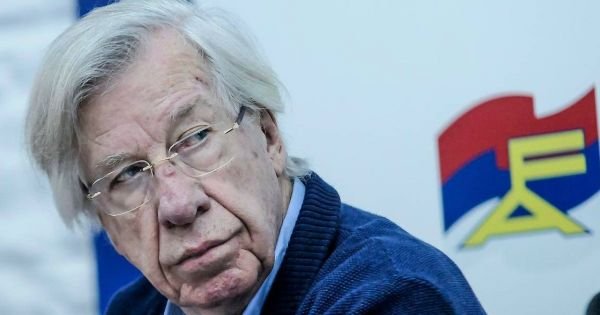 Uruguayan Former Vice President Danilo Astori resigns from his Senate seat