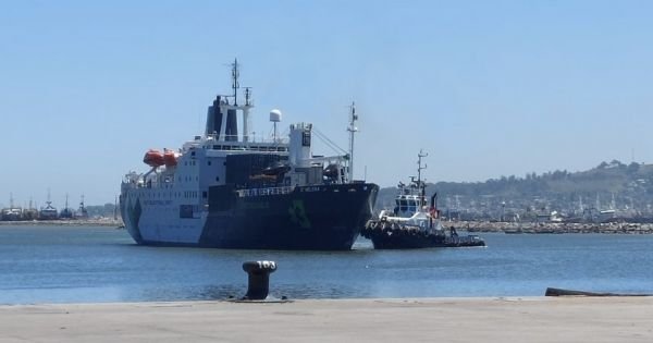 Former St Helena sea link, turned into “floating paddock” for Extreme E competitions visiting Uruguay