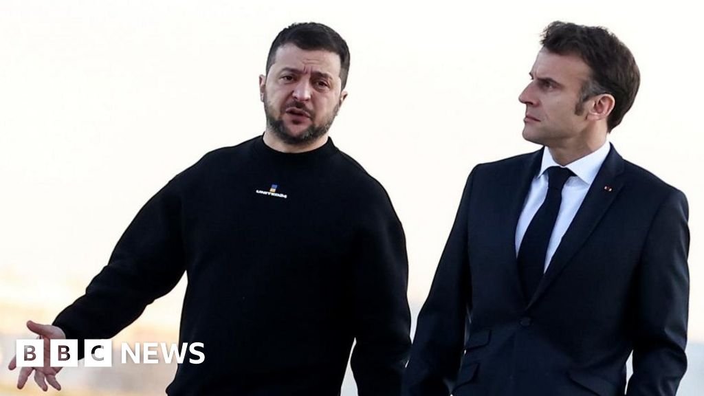 Ukraine war: Zelensky takes fighter jet bid to EU leaders