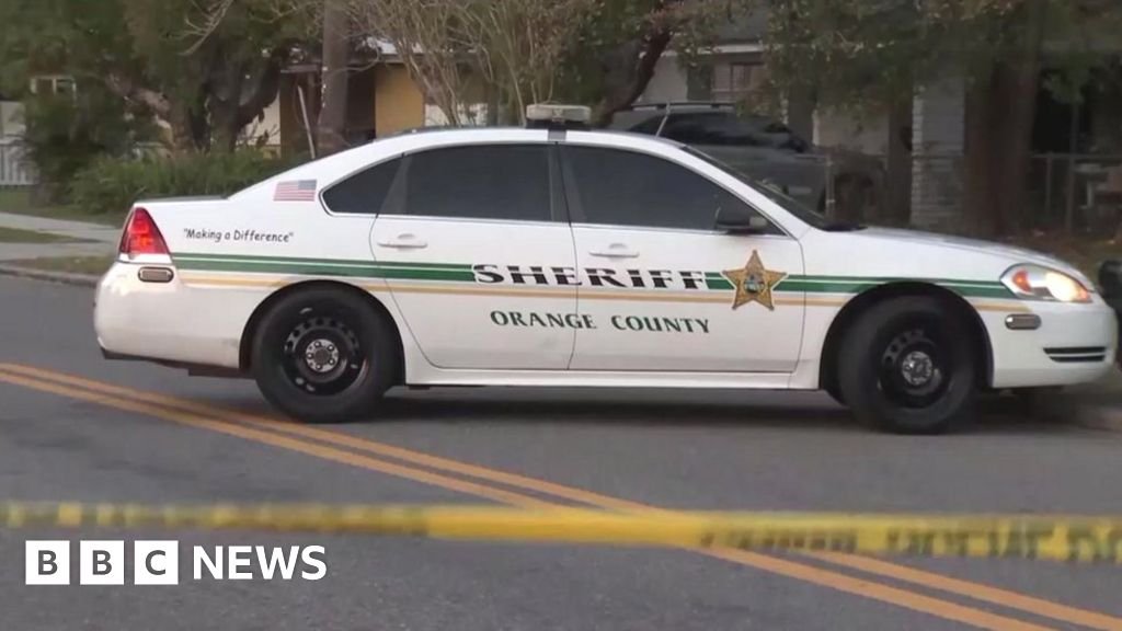 Florida TV journalist and child shot dead at scene of earlier murder