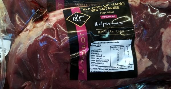 Uruguay cattle breeders fear 'monopoly conditions' as Brazilian companies control most of the beef industry