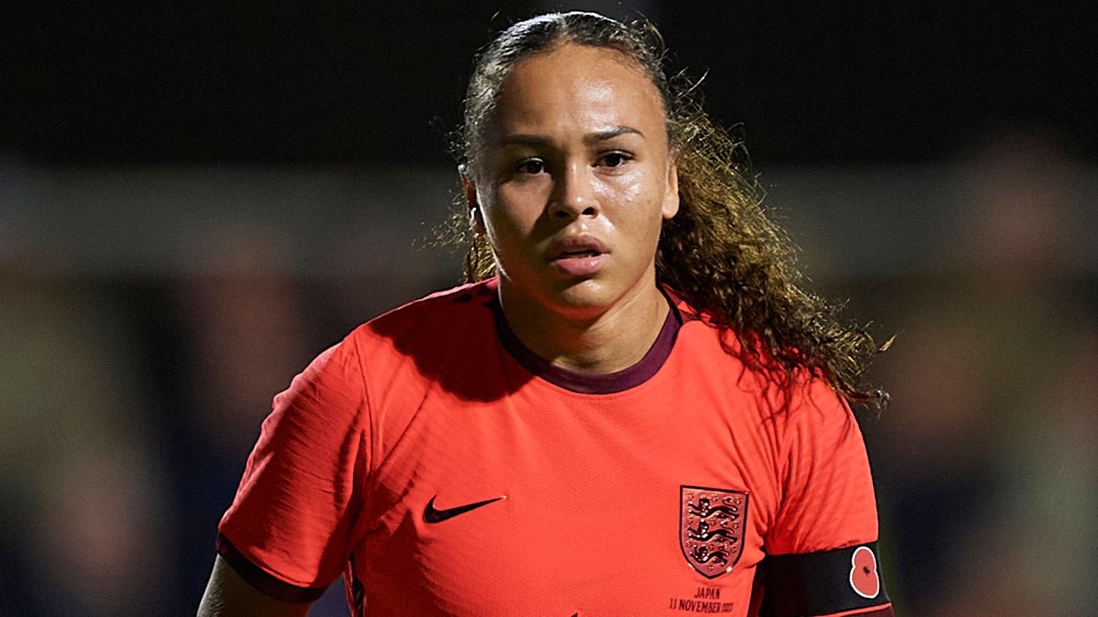 Salmon hopes hopes to become England's No.9 before this summer's World Cup.