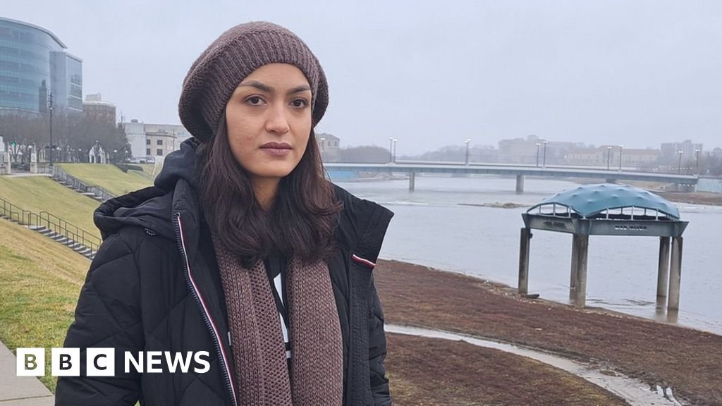 After Afghan TV fame, a new life in Ohio