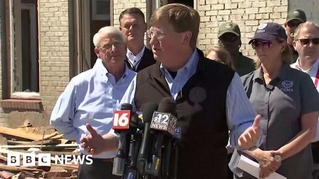 Governor 'damn proud to be a Mississippian'