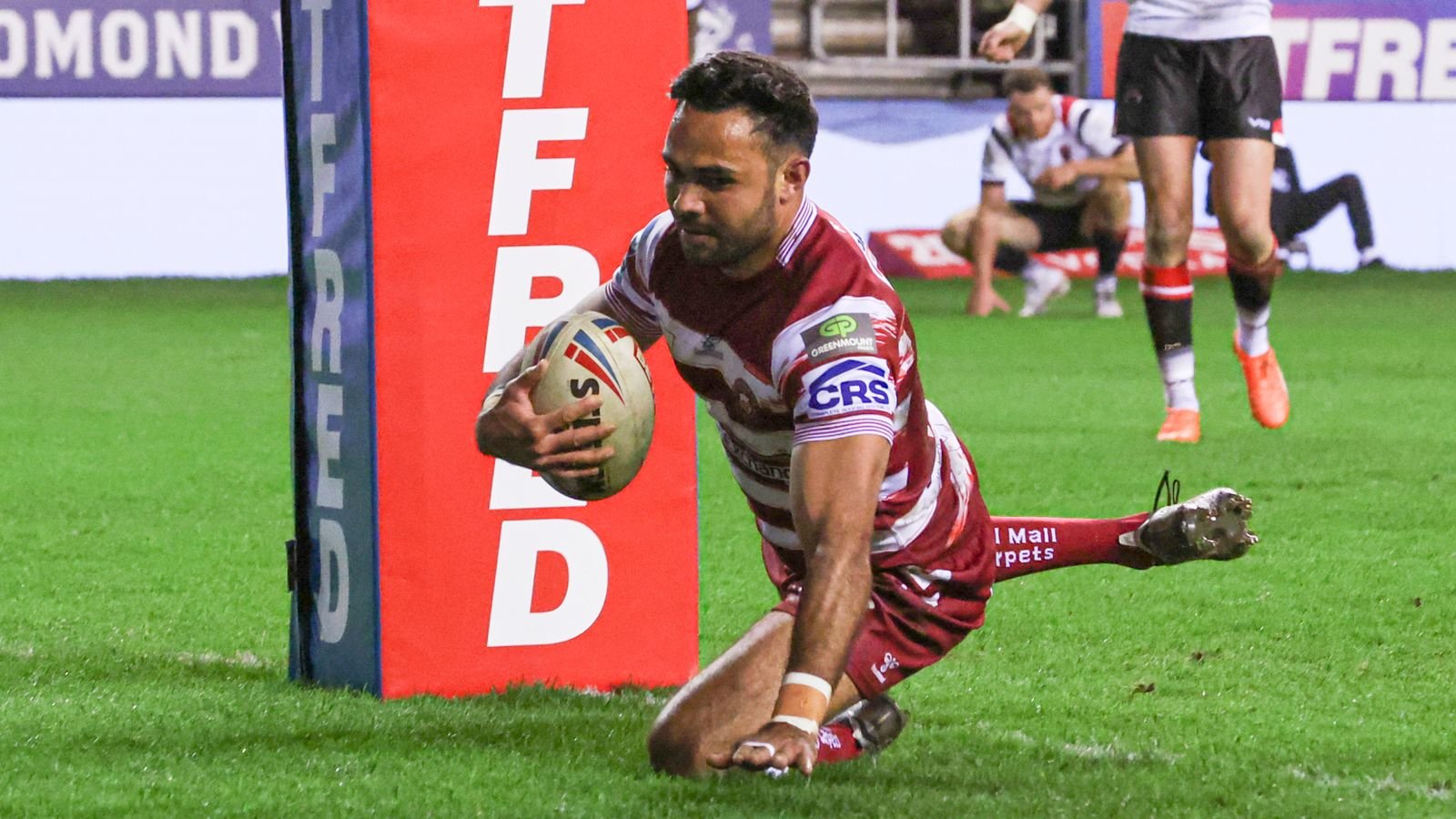 Super League: Bevan French and Toby King help Wigan Warriors see off Salford Red Devils 20-16 in thriller