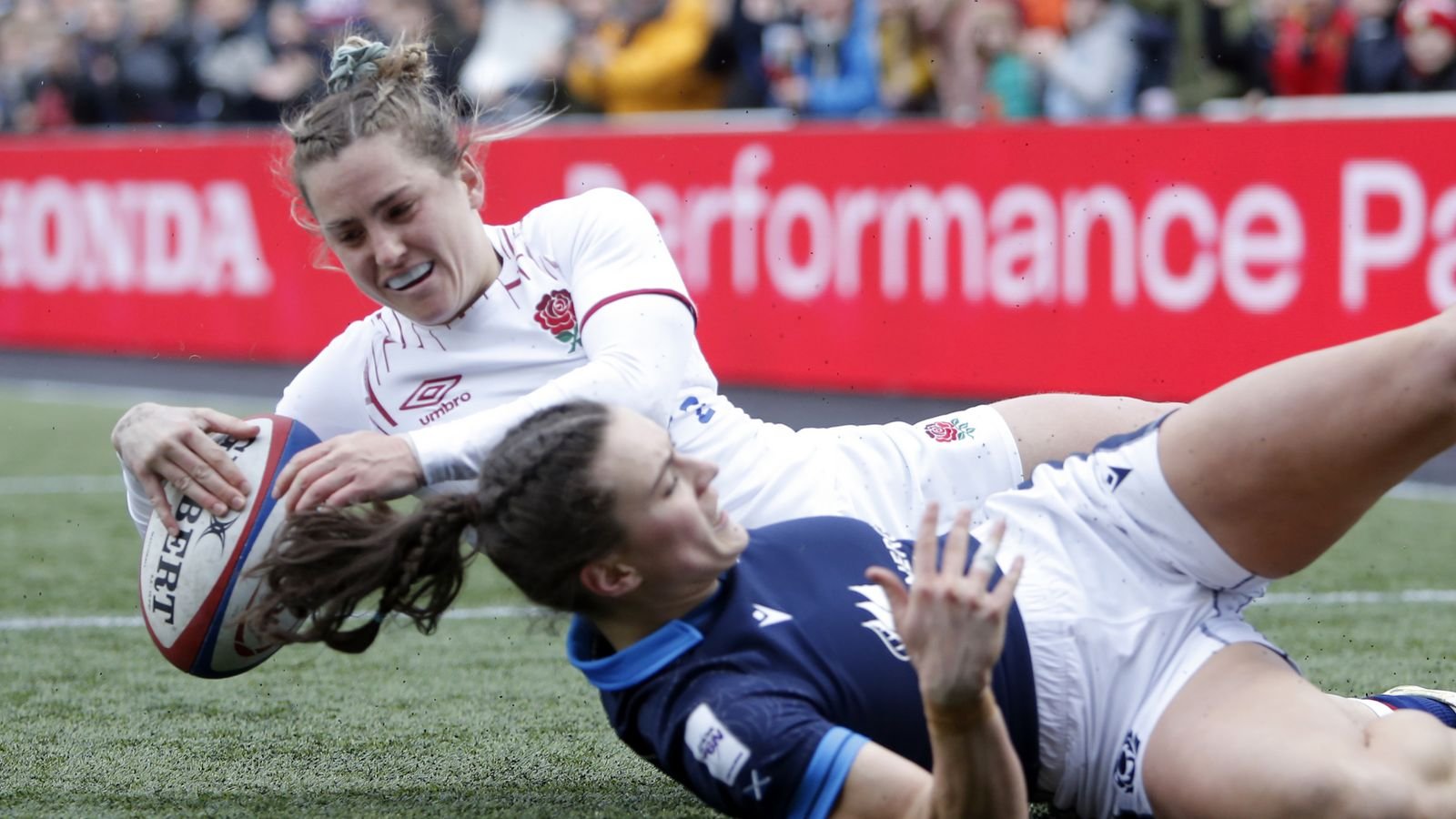 Women's Six Nations: Ten-try England destroy Scotland 58-7 in Sarah Hunter's farewell Red Roses Test