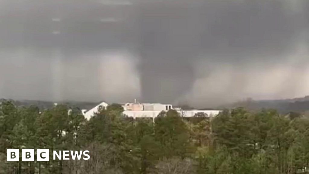 Video shows tornado moving across Little Rock