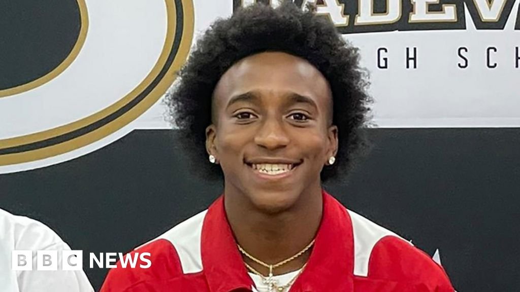 Alabama shooting: Young football star Phil Dowdell killed in Dadeville shooting