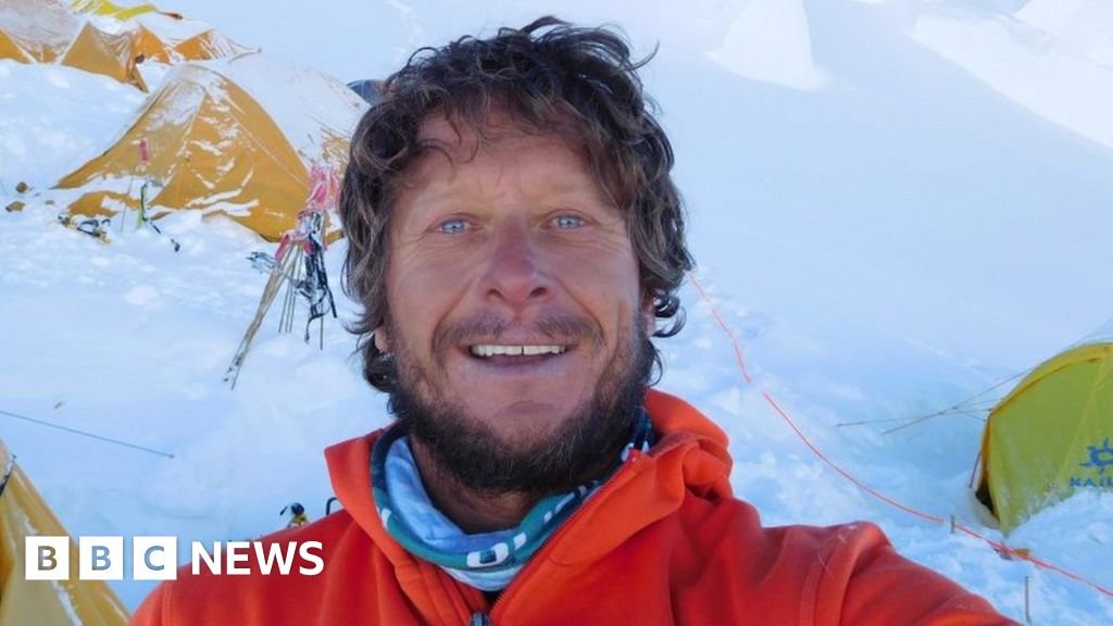 Noel Hanna: NI climber lived for the mountains, says sister