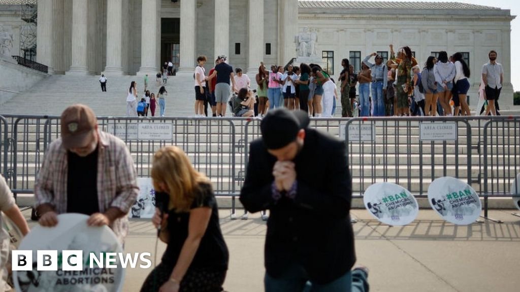 Mifepristone: US Supreme Court preserves abortion drug access