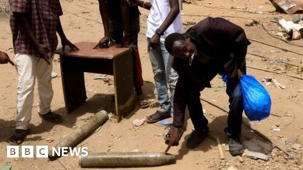 Sudan crisis: Ceasefire extended but fighting continues