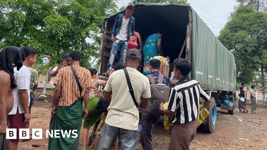 Cyclone Mocha: Major evacuations as cyclone threatens Bangladesh