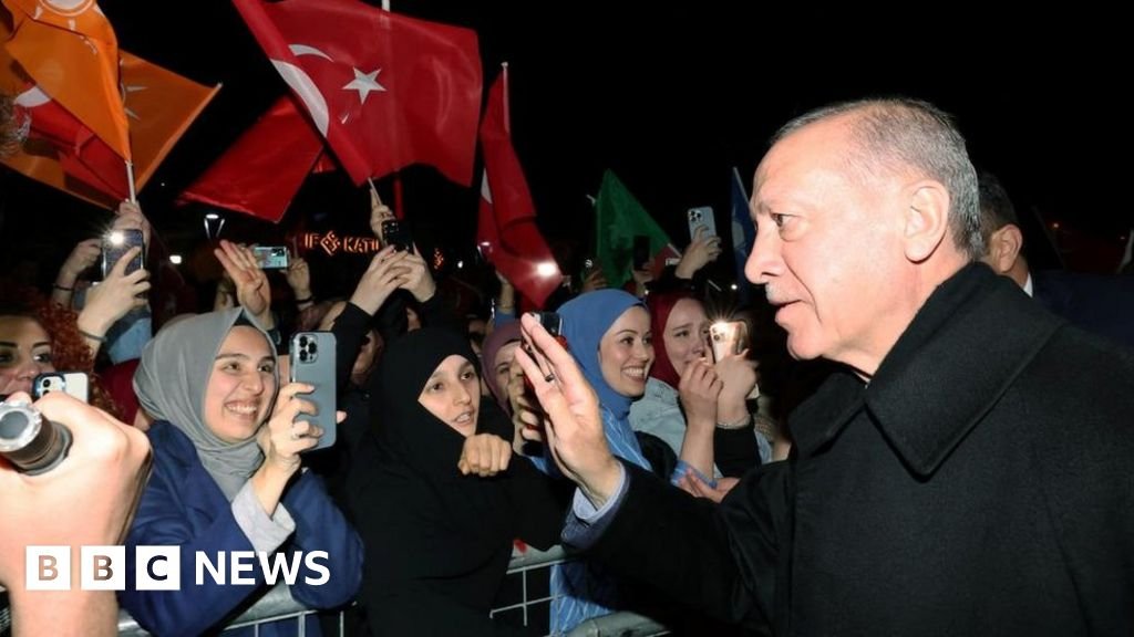 Turkey's presidential race to be decided in run-off