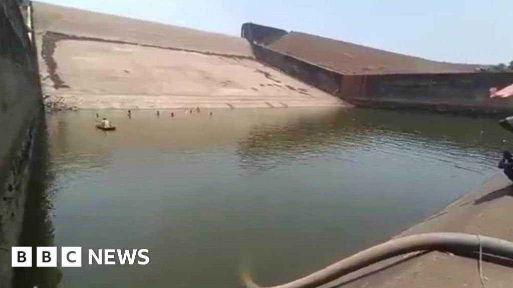 India official empties dam to retrieve lost phone