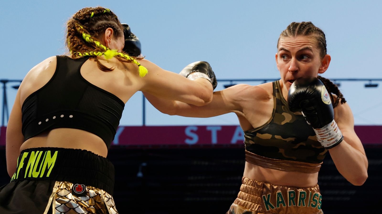 Karriss Artingstall dominates on step-up to eight rounds to hand Jade Taylor a first defeat