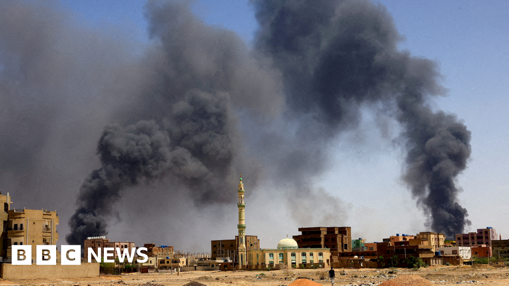 Sudan crisis: Five children among 17 killed in air strikes