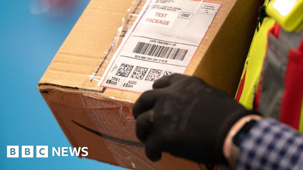 Bernie Sanders announces Amazon safety investigation