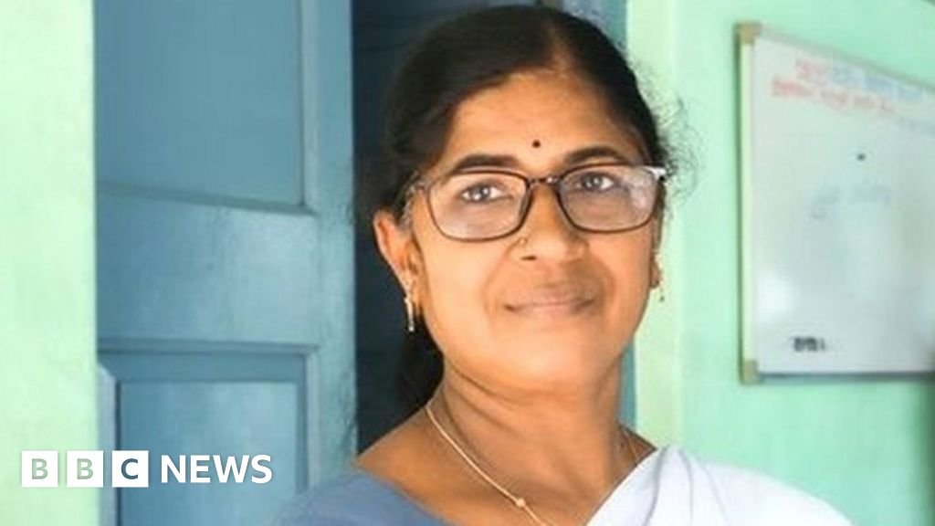 Tamil Nadu: India nurse who delivered more than 10,000 babies