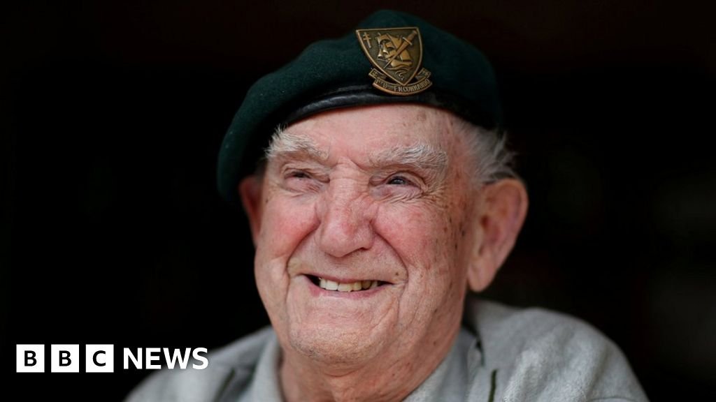 Léon Gautier: Last French D-Day fighter dies aged 100