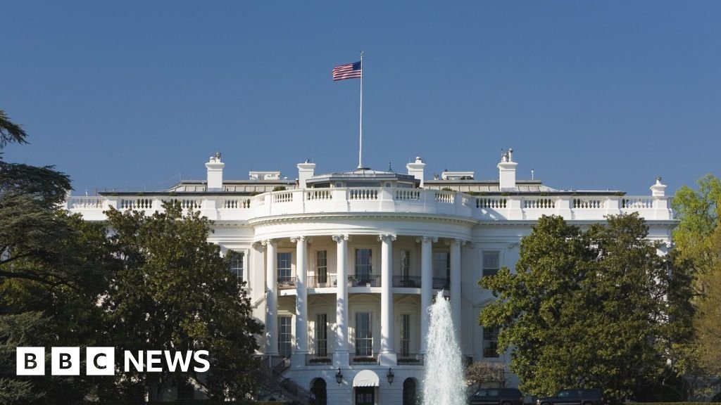 Cocaine found at White House sparked evacuation, US media report