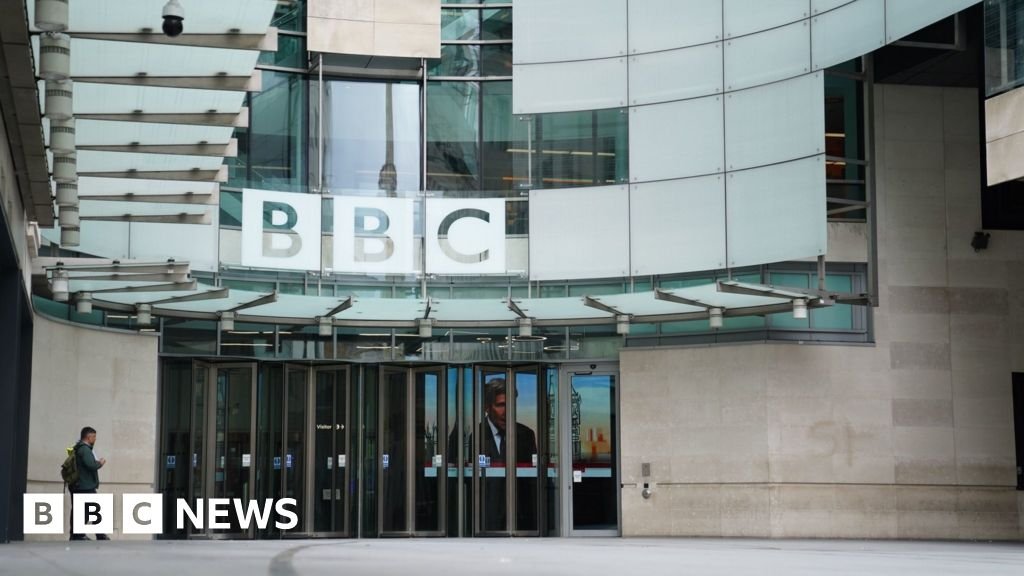 BBC presenter allegations: Urgent talks held with government