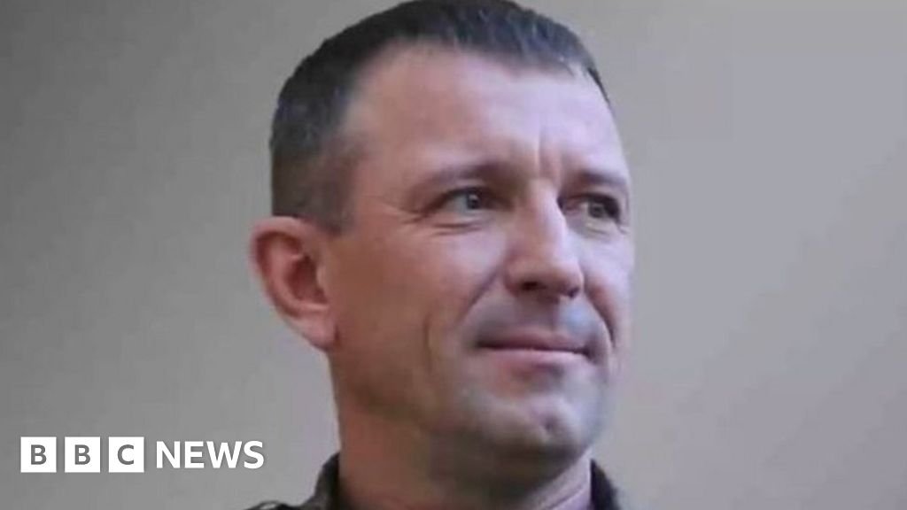 Ukraine war: Russian general fired after criticising army leaders