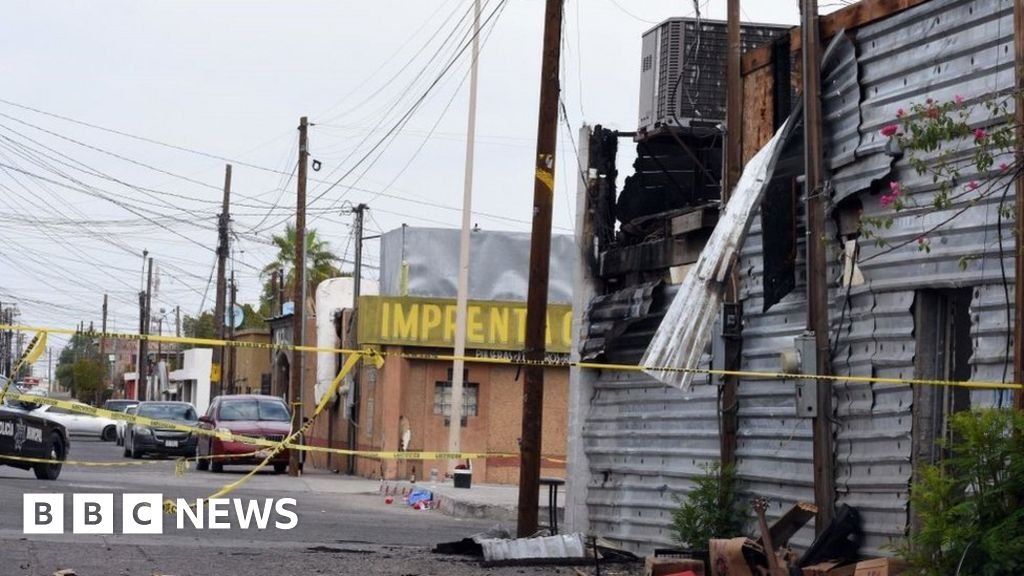 Mexico: Arson attack at bar on US border leaves 11 dead