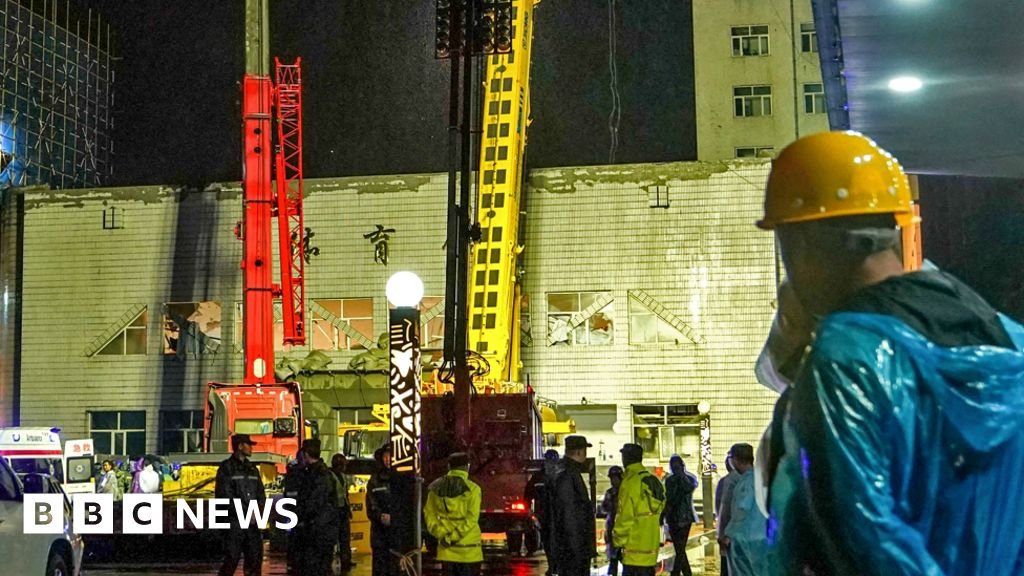China: 11 die as roof collapses on girl's volleyball team