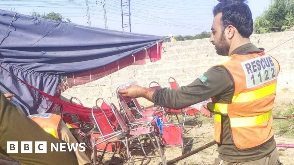 At least 35 killed in Pakistan after explosion at Islamist political rally