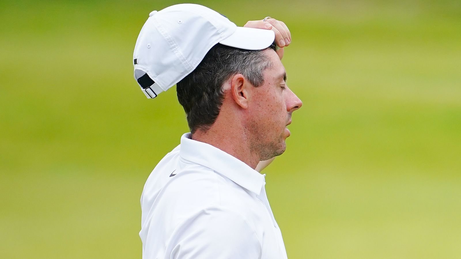 Rory McIlroy's wait for a major title set to continue as Max Homa faces heckles alongside Northern Irishman at The Open