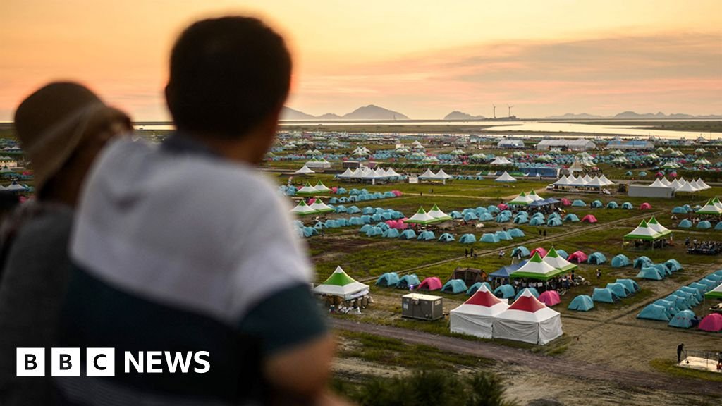 All scouts leaving South Korea camp as typhoon looms