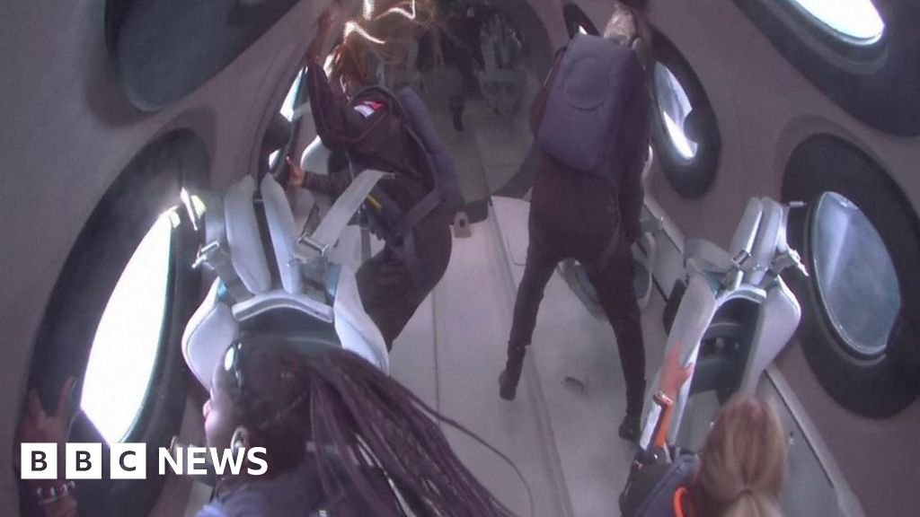 Watch: Space passengers unbuckle and explore zero-gravity