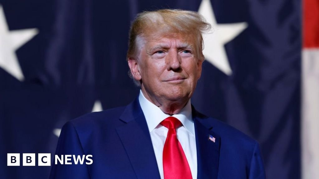 Georgia prosecutors could charge Trump with racketeering, experts say