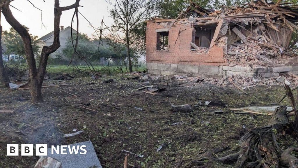Ukraine war: Three killed after blasts in Volyn and Lviv