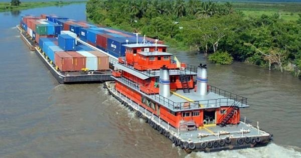 4 countries against Argentina collecting tolls on Paraná Waterway