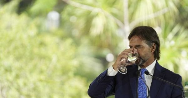 Penadés expelled from Uruguay's Senate